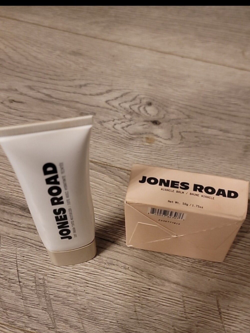 Jones Road Just Enough Light 1.69 Oz With Free Miracle Balm 1.75 Oz!